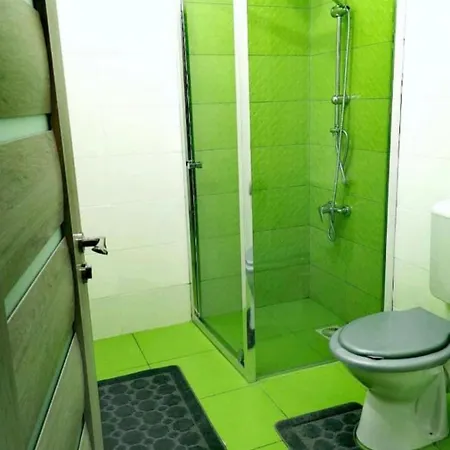 Cu 2 Aproape De Plaja In Centrul Statiunii * Mamaia