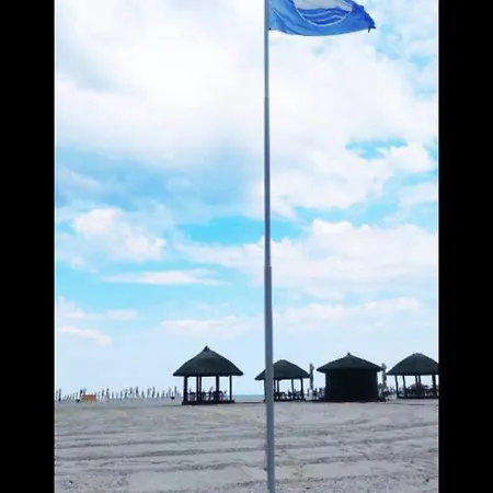 Cu 2 Aproape De Plaja In Centrul Statiunii *